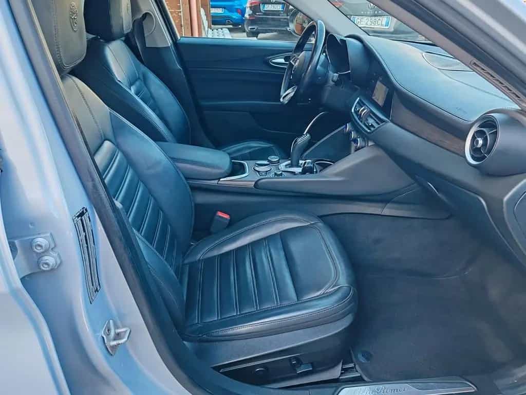 Alfa Romeo Giulia 2.2 TD AT8 190cv Ti 12/2020-photo-5
