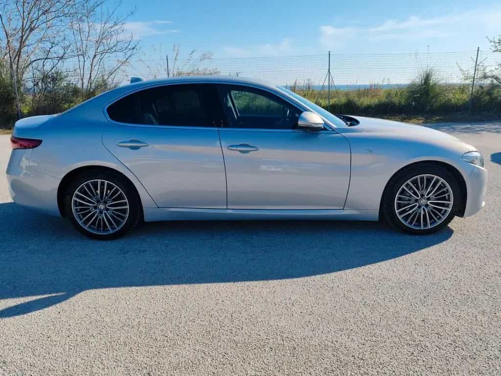 Alfa Romeo Giulia 2.2 TD AT8 190cv Ti 12/2020-photo-6