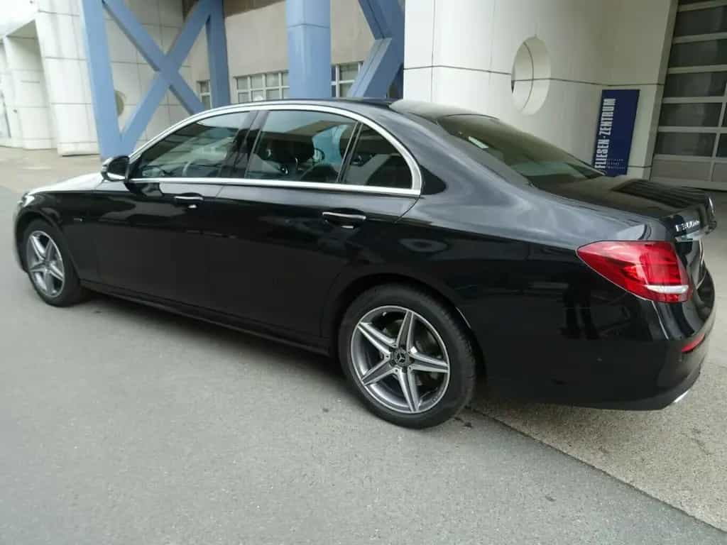 Mercedes-Benz E 300 de 9G-Tr.,AMG-Line,Leder,Panorama 01/2020-photo-8