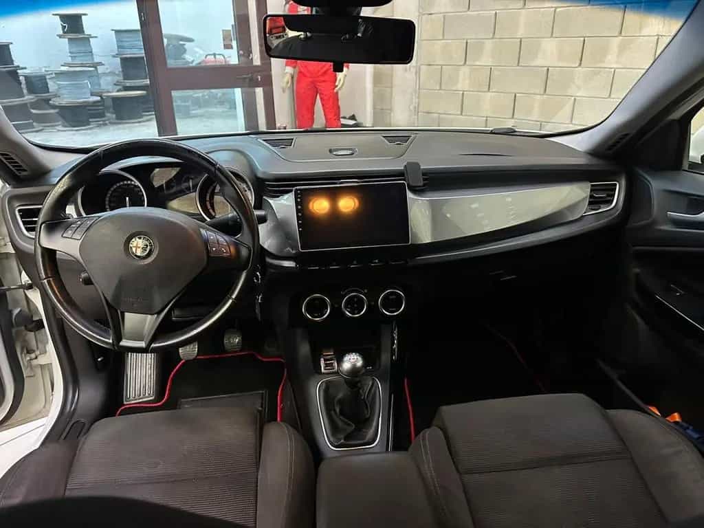 Alfa Romeo Giulietta 1.6 JTD -CERTIFICATA FATTUR 09/2011-photo-8