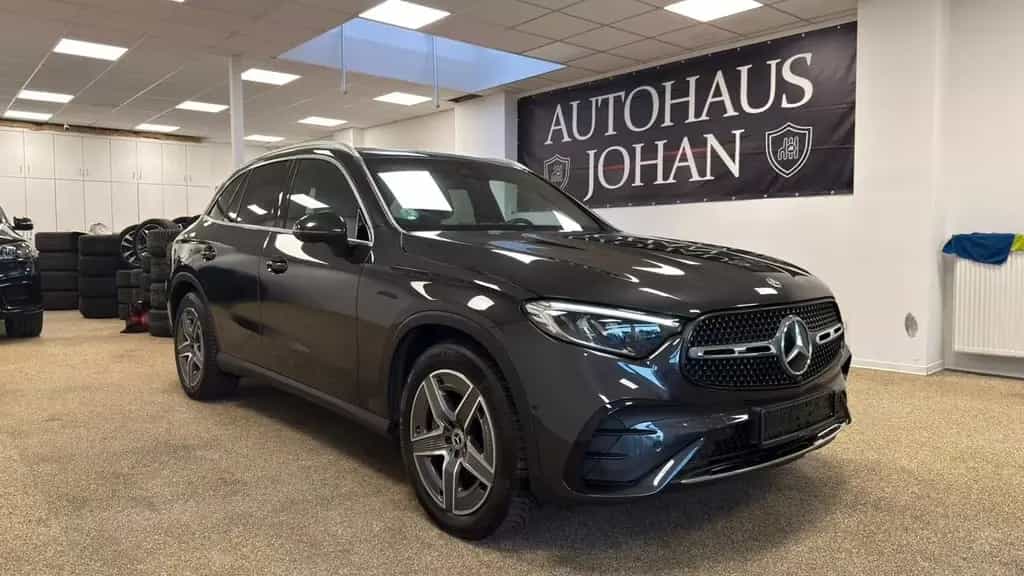 Mercedes-Benz GLC 300 4Matic AMG Line  PANORAMA 03/2023-photo-0