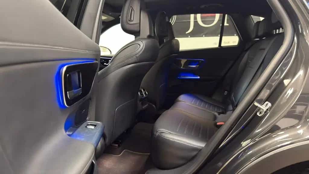 Mercedes-Benz GLC 300 4Matic AMG Line  PANORAMA 03/2023-photo-19