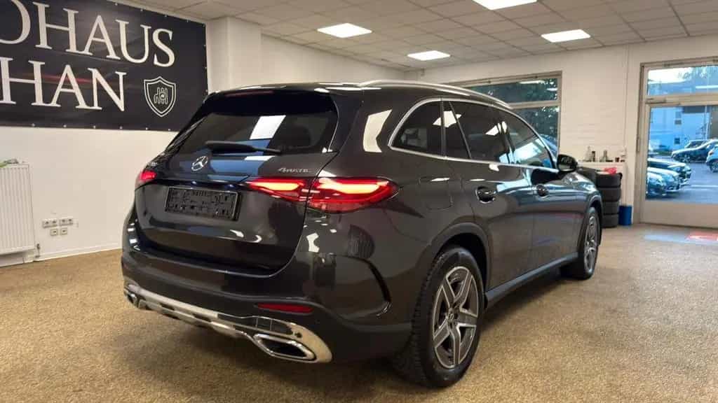Mercedes-Benz GLC 300 4Matic AMG Line  PANORAMA 03/2023-photo-4