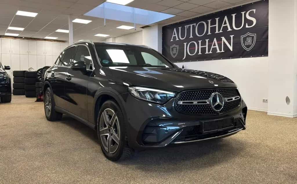 Mercedes-Benz GLC 300 4Matic AMG Line  PANORAMA 03/2023-photo-7
