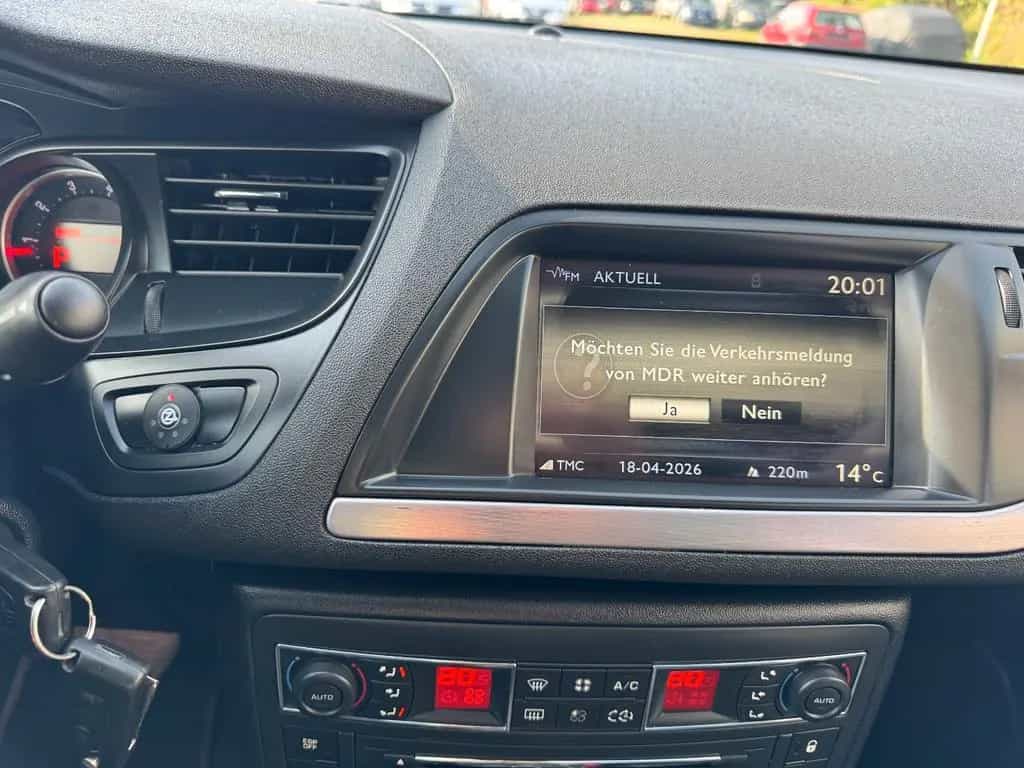 Citroën C5 Exclusive Benzin/Flüssiggas Leder Navi AHK 07/2012-photo-10