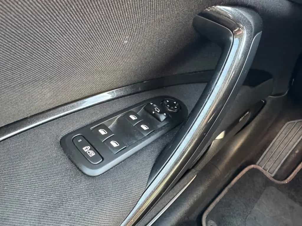 Citroën C5 Exclusive Benzin/Flüssiggas Leder Navi AHK 07/2012-photo-16