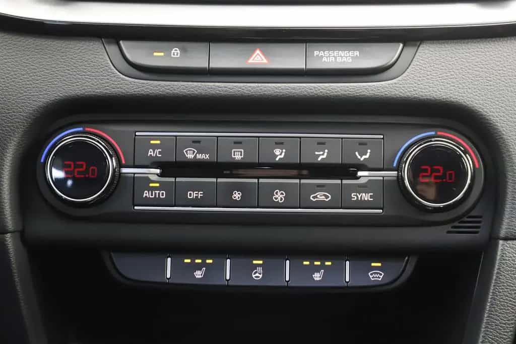 Kia pro cee'd / ProCeed Proceed 1.6TGDI 204PS GT JBL Pano ACC Virtual 02/2021-photo-16
