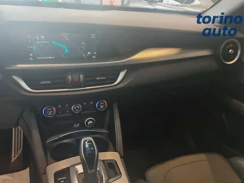 Alfa Romeo Stelvio 2.2 TD 210 CV Veloce AT8 Q4 03/2024-photo-11