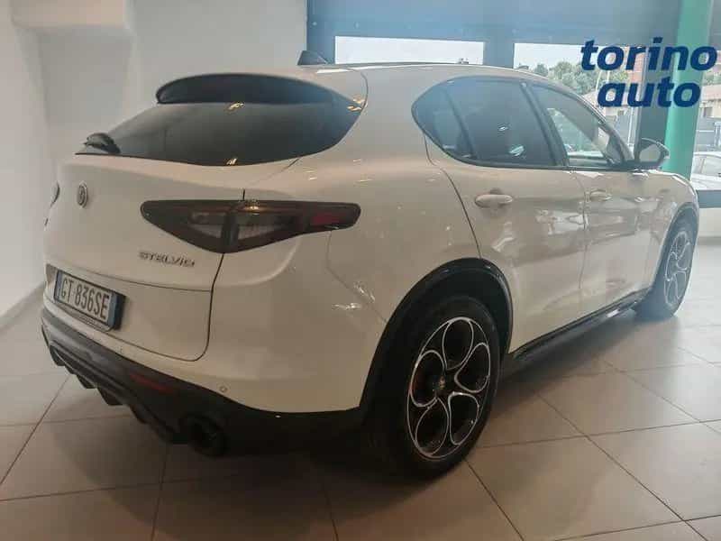 Alfa Romeo Stelvio 2.2 TD 210 CV Veloce AT8 Q4 03/2024-photo-2