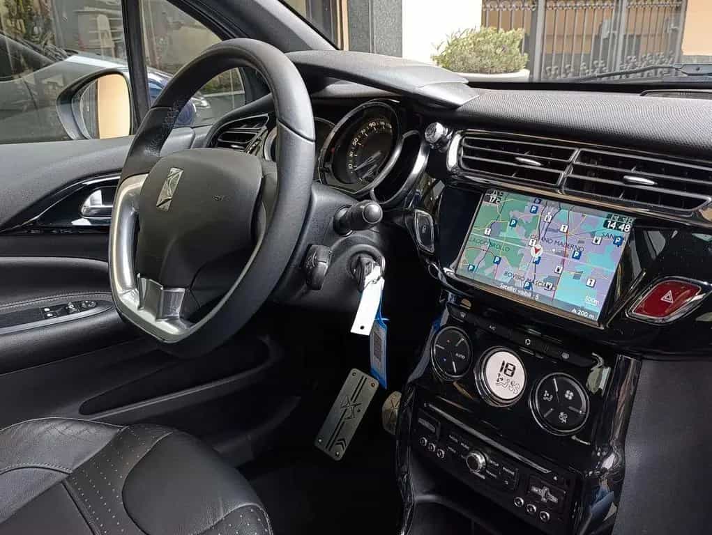 DS Automobiles DS3 Ds DS3 1.6 VTi 120 Cabrio So Chic Edizione Limit 05/2013-photo-6