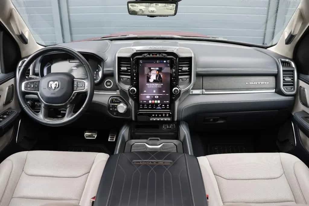 Dodge RAM 1500 5.7 4x4/ACC/HUD/360/H&K/Luftfederung/22 01/2024-photo-25