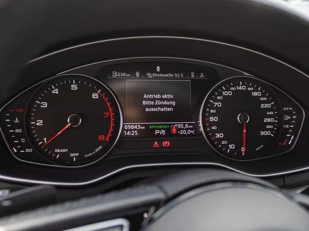 Audi A4 Avant 40TFSI Stronic Navi Matrix HuD GRA EPH 10/2020-photo-10