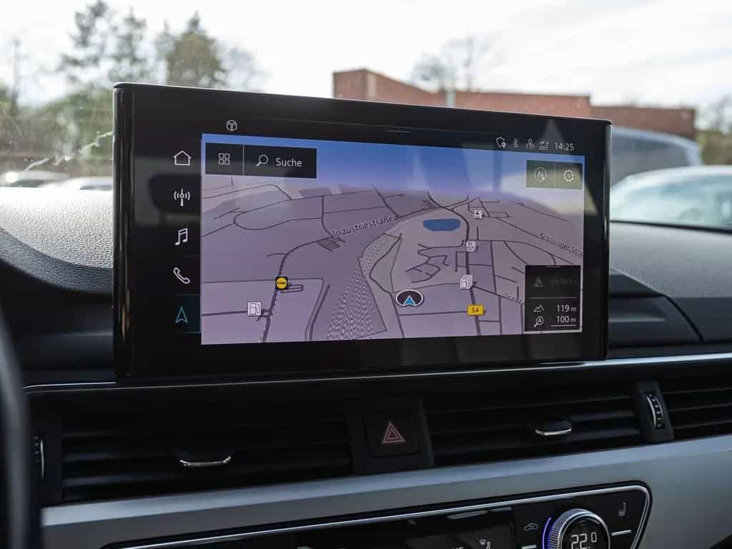 Audi A4 Avant 40TFSI Stronic Navi Matrix HuD GRA EPH 10/2020-photo-13