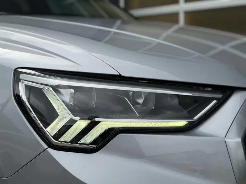 Audi Q3 40 TDI quattro S-LINE Leder AHK StdHzg. 360° 06/2019-photo-7