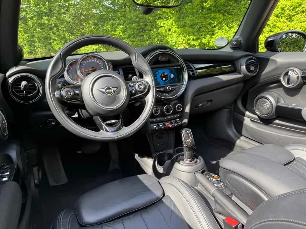 MINI Cooper S Cabrio 10/2019-photo-1