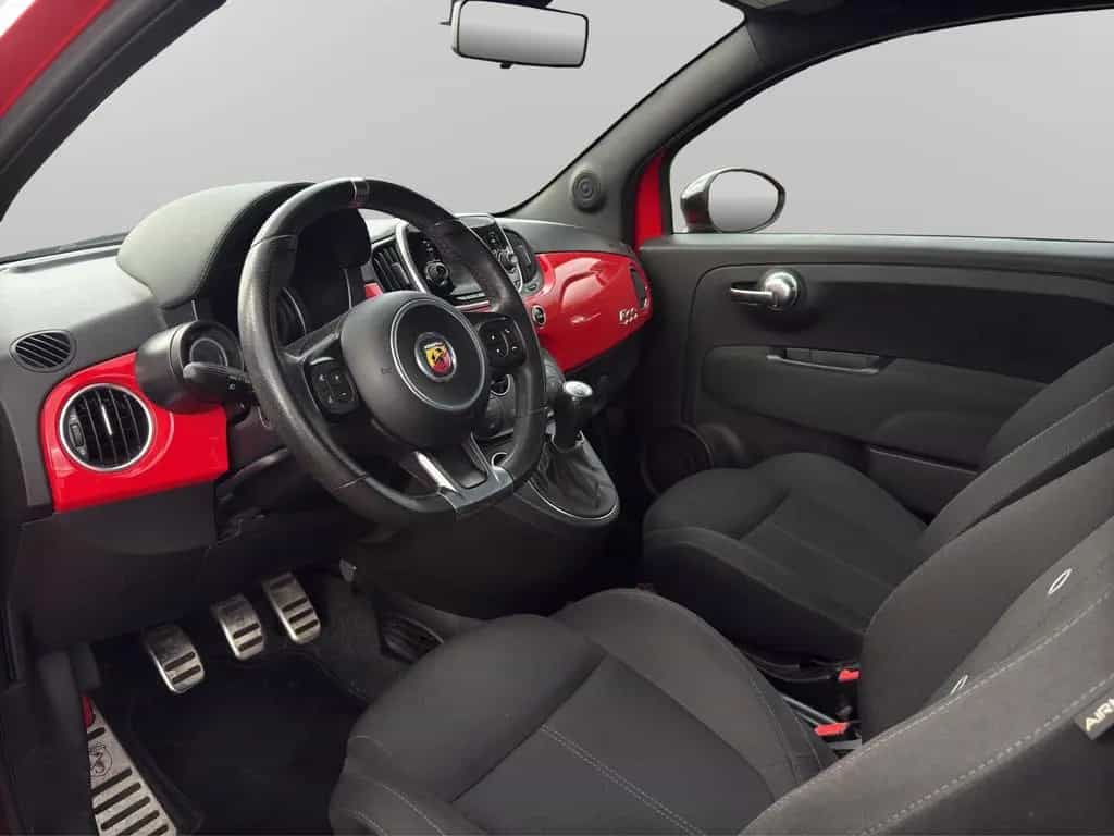 Abarth 595 1.4 Turbo *ESTETICO-KIT*BLACK*TOP ZUSTAND* 01/2019-photo-9
