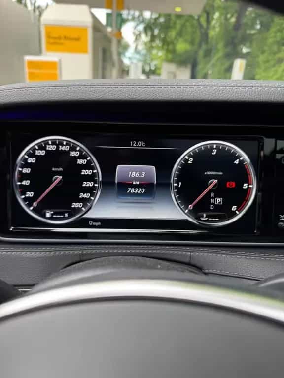Mercedes-Benz S 350 d 4MATIC - 07/2016-photo-2