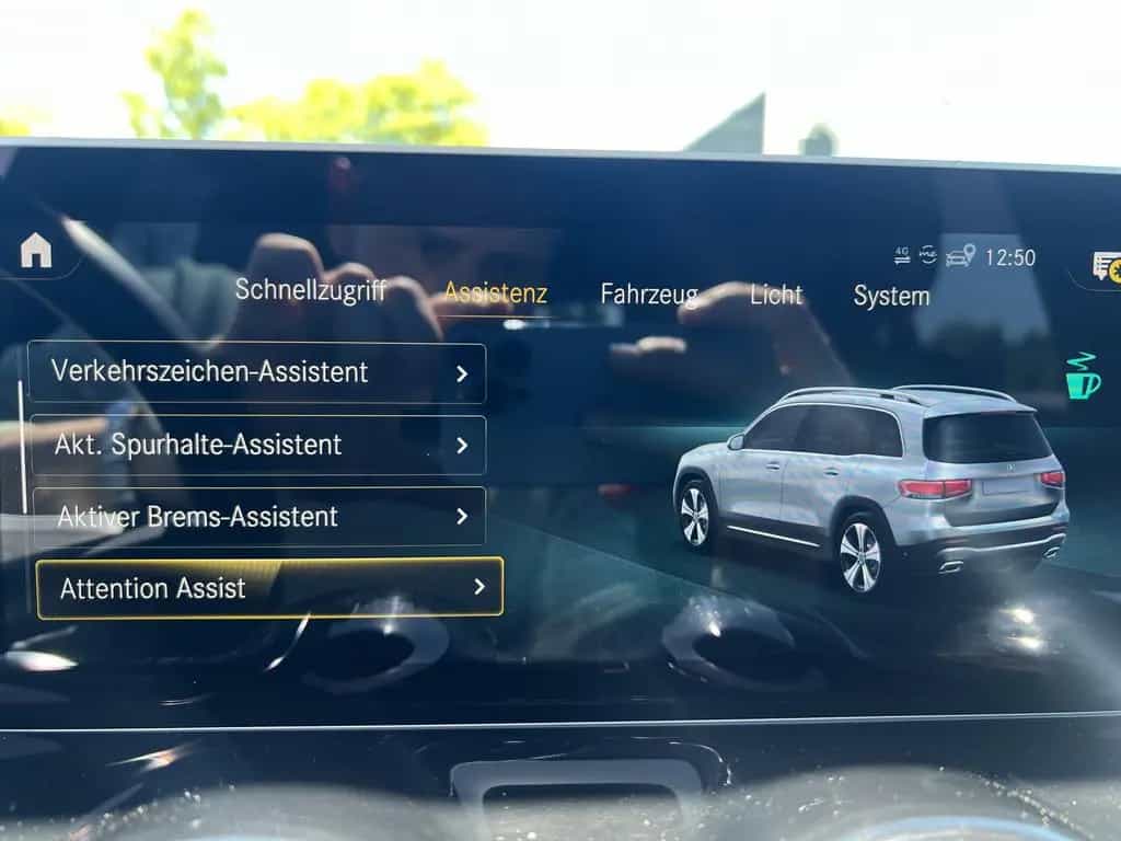 Mercedes-Benz GLB 250 AMG*4Matic*MBGarantie*360°*Distro*Pano* 11/2020-photo-13