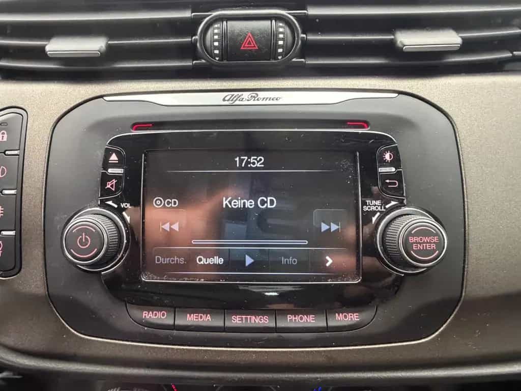 Alfa Romeo Giulietta Turismo 08/2014-photo-28