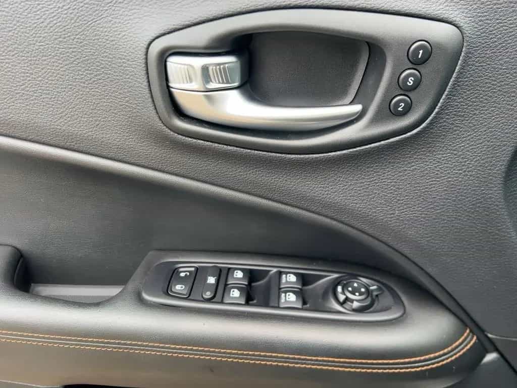 Jeep Compass 1.4 MultiAir Limited 4WD Apple CarPlay S 09/2018-photo-15