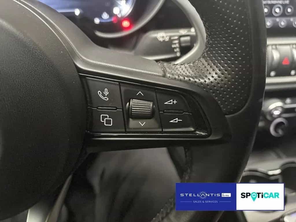 Alfa Romeo Giulia Veloce Q4 2.0 Turbo Nav Giulia 2.0 Turbo 11/2023-photo-15