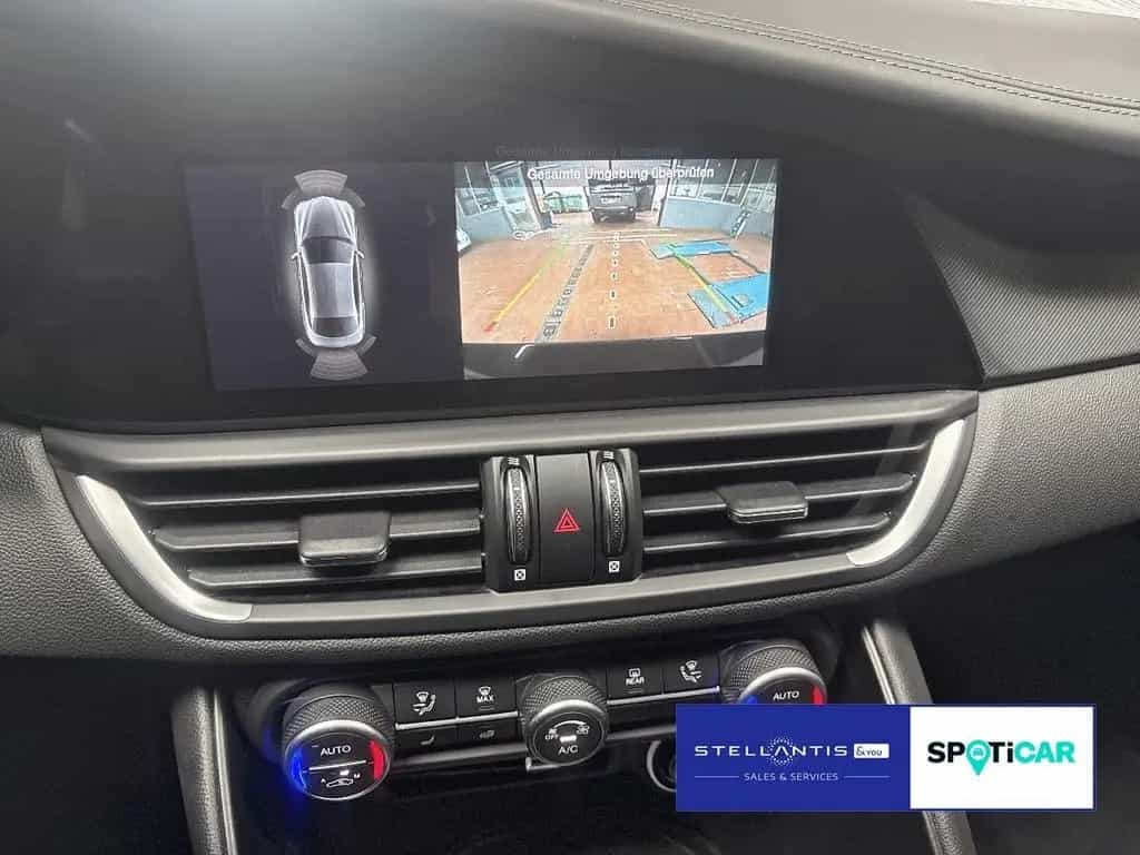 Alfa Romeo Giulia Veloce Q4 2.0 Turbo Nav Giulia 2.0 Turbo 11/2023-photo-17