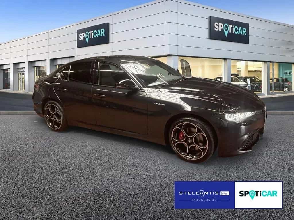 Alfa Romeo Giulia Veloce Q4 2.0 Turbo Nav Giulia 2.0 Turbo 11/2023-photo-2