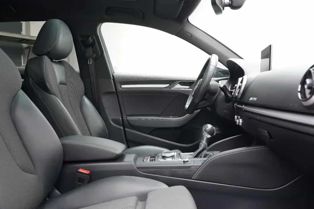 Audi A3 Sportback 35 TFSI S-Line Sport Plus Panorama 06/2019-photo-24