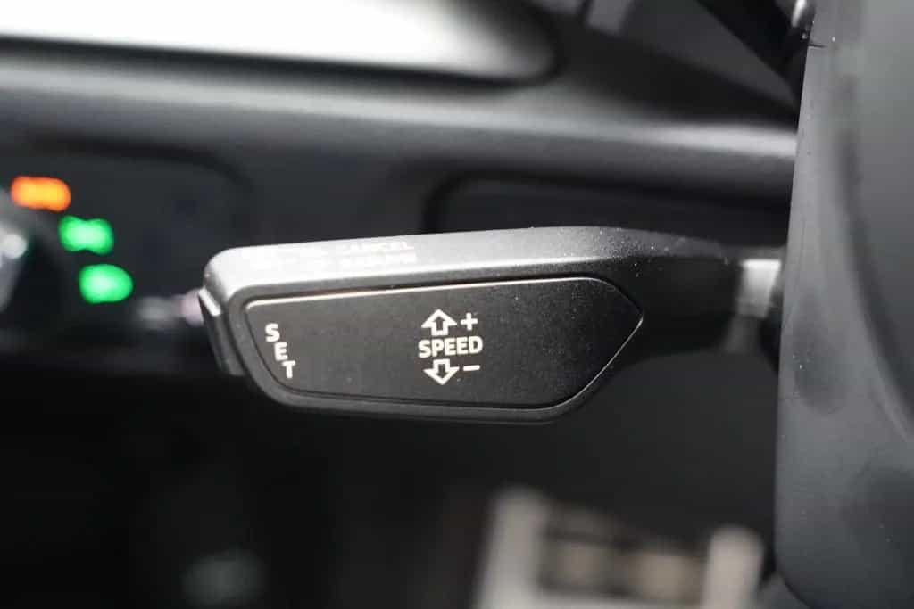 Audi A3 Sportback 35 TFSI S-Line Sport Plus Panorama 06/2019-photo-33