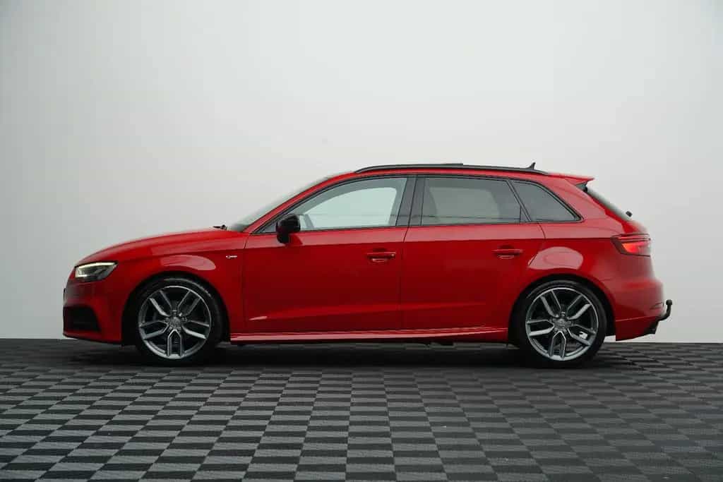Audi A3 Sportback 35 TFSI S-Line Sport Plus Panorama 06/2019-photo-4