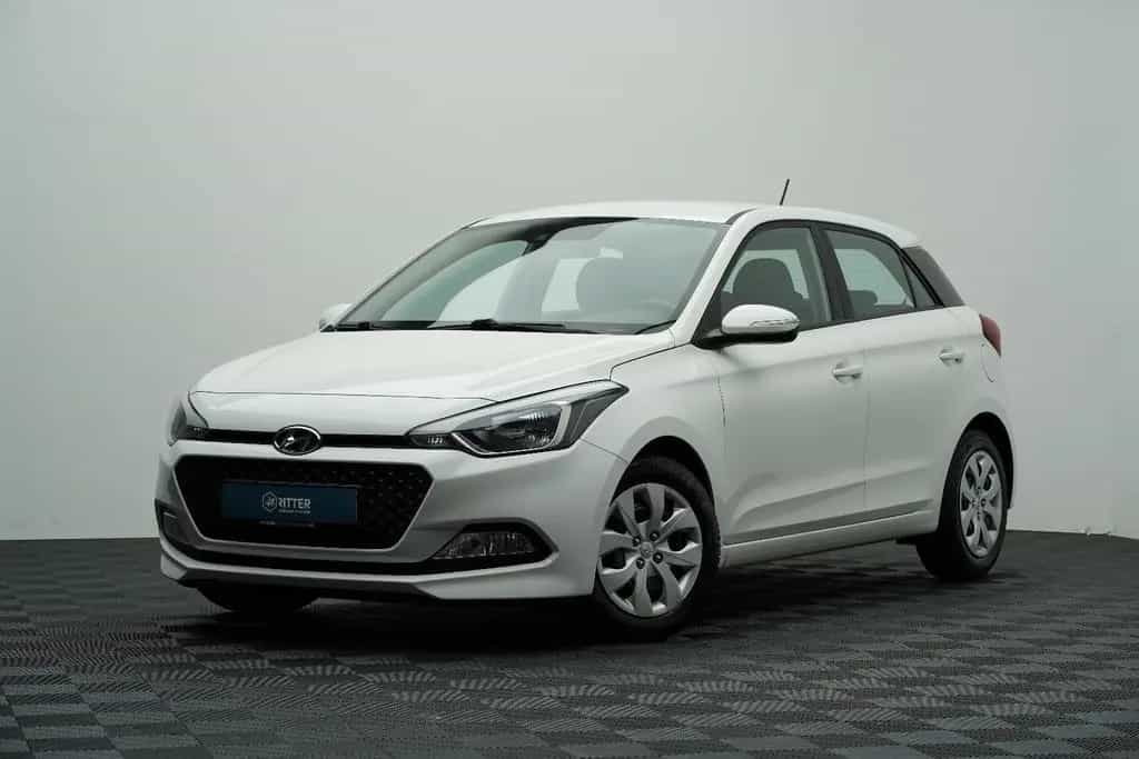 Hyundai i20 Trend Automatik Klima Tempomat PDC SHZ Temp. 03/2018-photo-0
