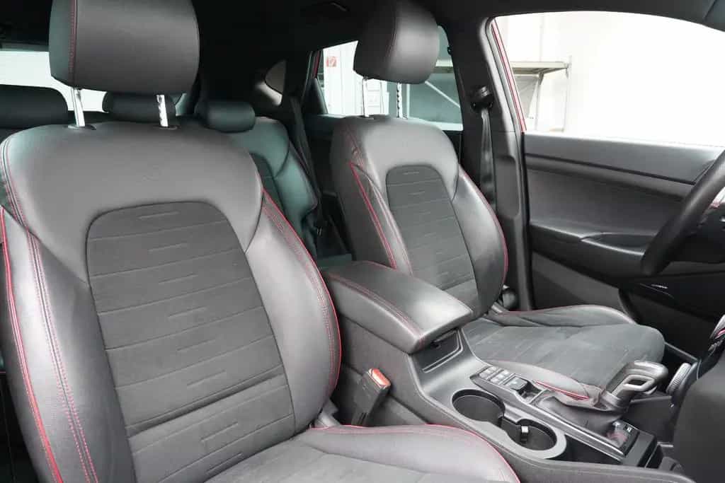 Hyundai TUCSON 1.6 GDi N-Line LED R-Kamera NAVI PDC SHZ 10/2019-photo-19