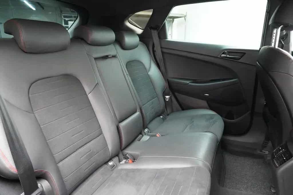 Hyundai TUCSON 1.6 GDi N-Line LED R-Kamera NAVI PDC SHZ 10/2019-photo-20