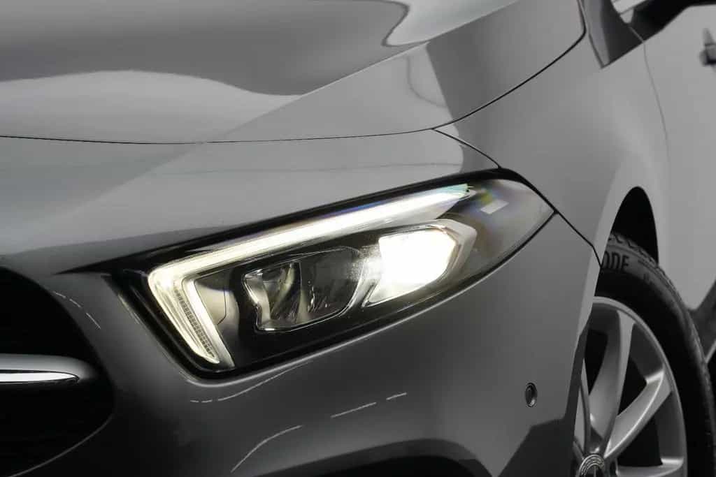 Mercedes-Benz A 180 Progressive LED MBUX Keyless SHZ Tempomat 03/2019-photo-10