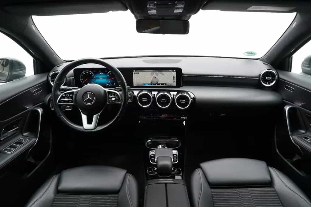 Mercedes-Benz A 180 Progressive LED MBUX Keyless SHZ Tempomat 03/2019-photo-16