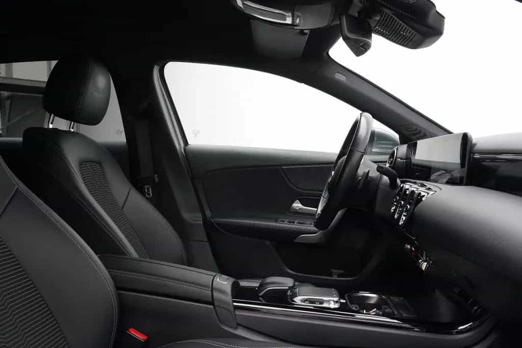 Mercedes-Benz A 180 Progressive LED MBUX Keyless SHZ Tempomat 03/2019-photo-19