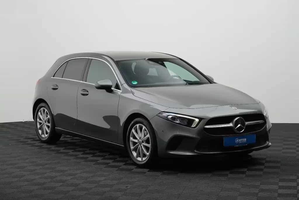 Mercedes-Benz A 180 Progressive LED MBUX Keyless SHZ Tempomat 03/2019-photo-2