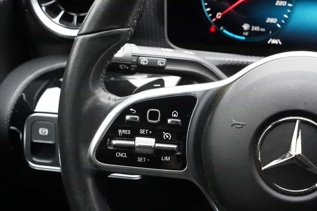 Mercedes-Benz A 180 Progressive LED MBUX Keyless SHZ Tempomat 03/2019-photo-23