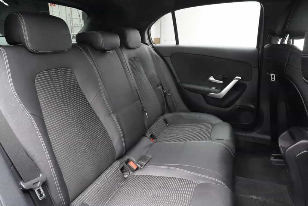 Mercedes-Benz A 180 Progressive LED MBUX Keyless SHZ Tempomat 03/2019-photo-25