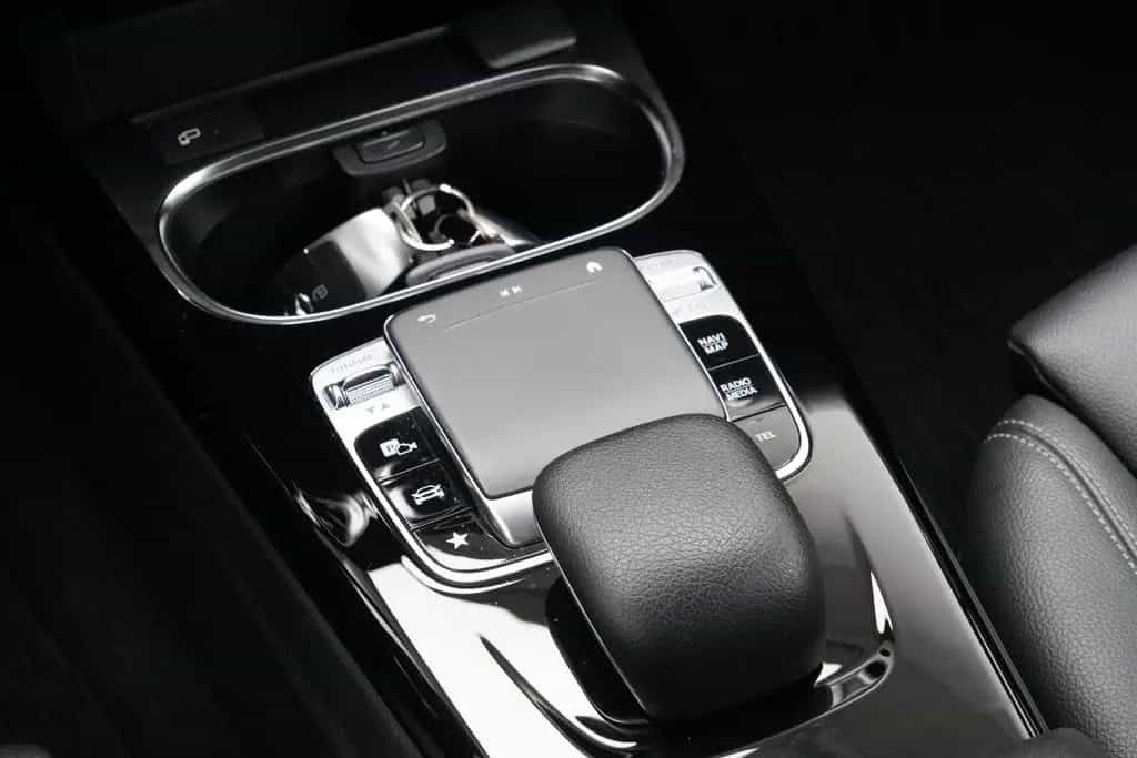 Mercedes-Benz A 180 Progressive LED MBUX Keyless SHZ Tempomat 03/2019-photo-29