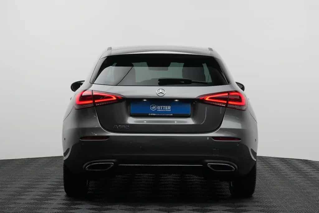 Mercedes-Benz A 180 Progressive LED MBUX Keyless SHZ Tempomat 03/2019-photo-4