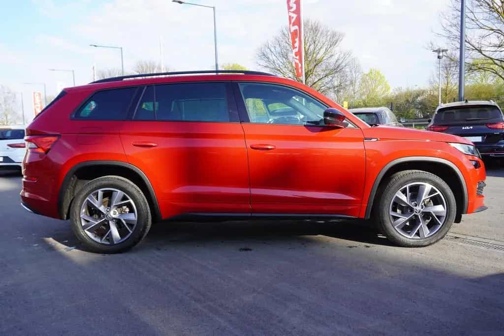 Skoda Kodiaq 1.5 TSI Sportline LED Navi 4x Sitzheizung 01/2020-photo-4
