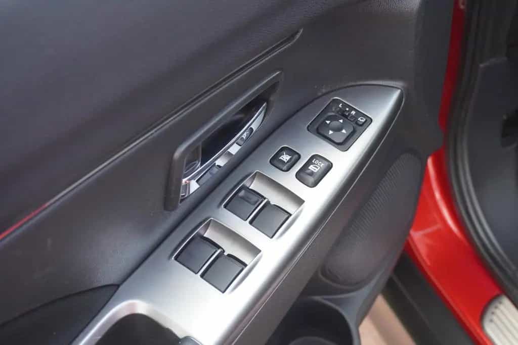 Mitsubishi ASX 1.6 Navi Kamera Sitzheizung DAB Bluetooth 06/2018-photo-18