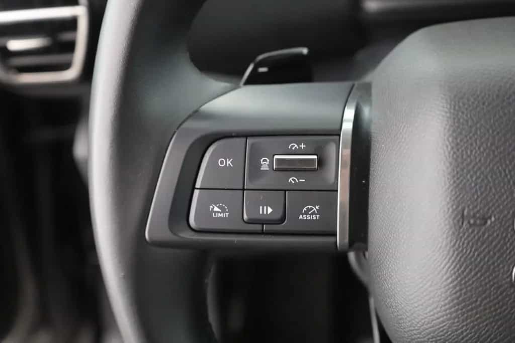 Citroën C4 PureTech 130 Aut. LED ACC Navi Kamera 11/2024-photo-15