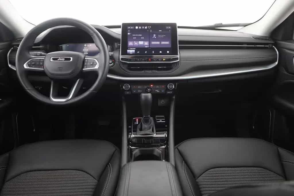 Jeep Compass 1.3 Limited 360° Totwinkel LED Teilleder 07/2021-photo-9
