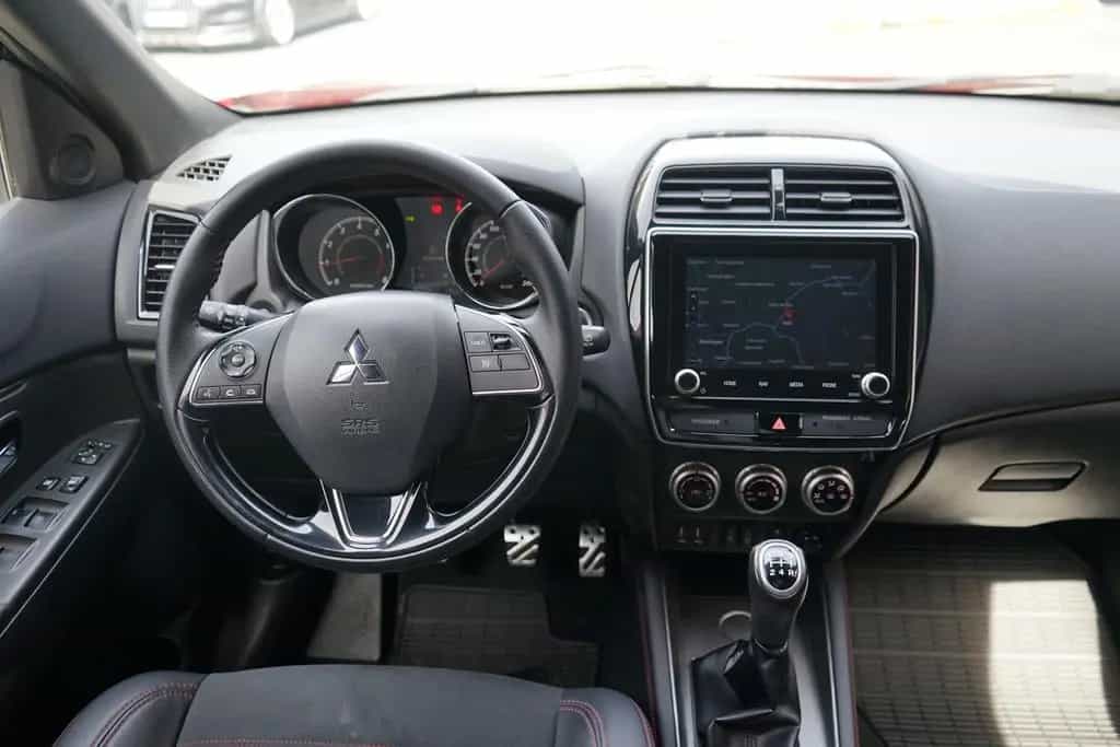 Mitsubishi ASX 2.0 MIVEC 2WD LED Totwinkel Navi Alcantara 10/2019-photo-10