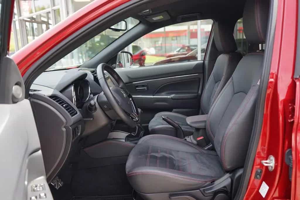 Mitsubishi ASX 2.0 MIVEC 2WD LED Totwinkel Navi Alcantara 10/2019-photo-30
