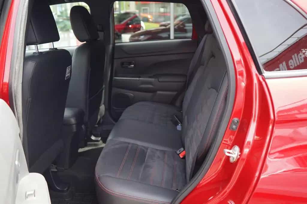 Mitsubishi ASX 2.0 MIVEC 2WD LED Totwinkel Navi Alcantara 10/2019-photo-32