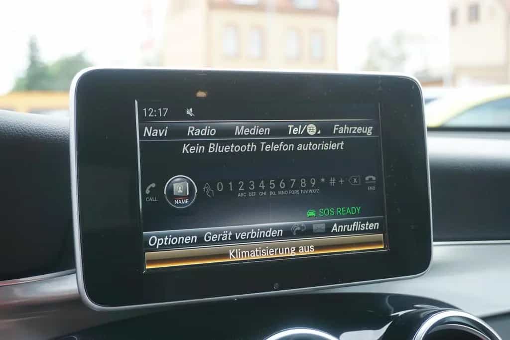 Mercedes-Benz GLC 200 GLC 220 d AMG Line 4Matic LED Navi Leder Kamera 05/2018-photo-14