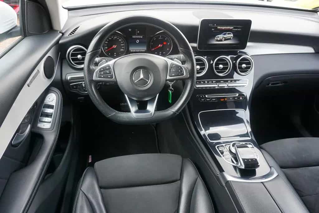 Mercedes-Benz GLC 200 GLC 220 d AMG Line 4Matic LED Navi Leder Kamera 05/2018-photo-9